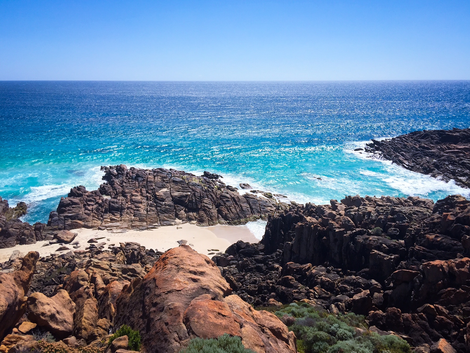 <p>It’s the morning after the night before… and I’m feeling surprisingly refreshed and ready to soak up our final day (booo) in Margaret River, located on the South West coast of WA.</p>
<p>It’s just after 7am the next morning as I snuck out of the apartment for a run around the town - wanting to take everything in one last time before we checked out of the apartment and headed for brekkie overlooking Gnarabup Beach.</p>
<p>The sights that awaited me in the forest were just exquisite - but nothing compared to what the rest of the day had in store...</p>
<p> </p>